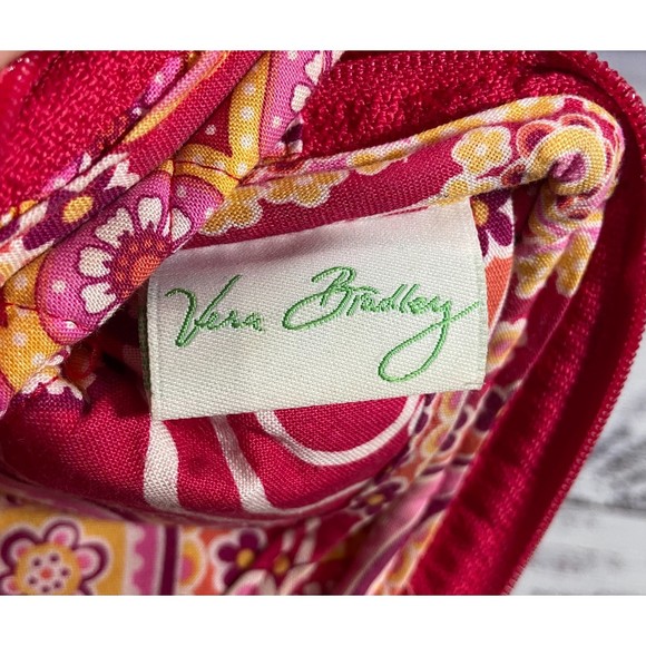 Vera Bradley Retired "Raspberry Fizz" Crossbody Bag & Matching Wristlet - Picture 6 of 15